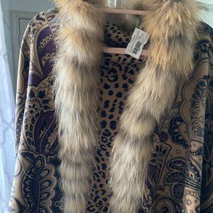 Diomi Silk Shawl with Raccoon Border